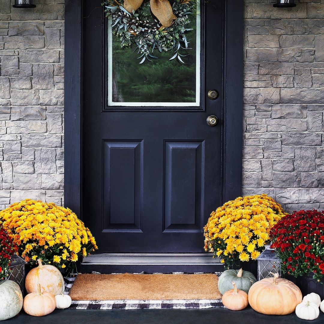 Beautiful Front Porch thumbnail